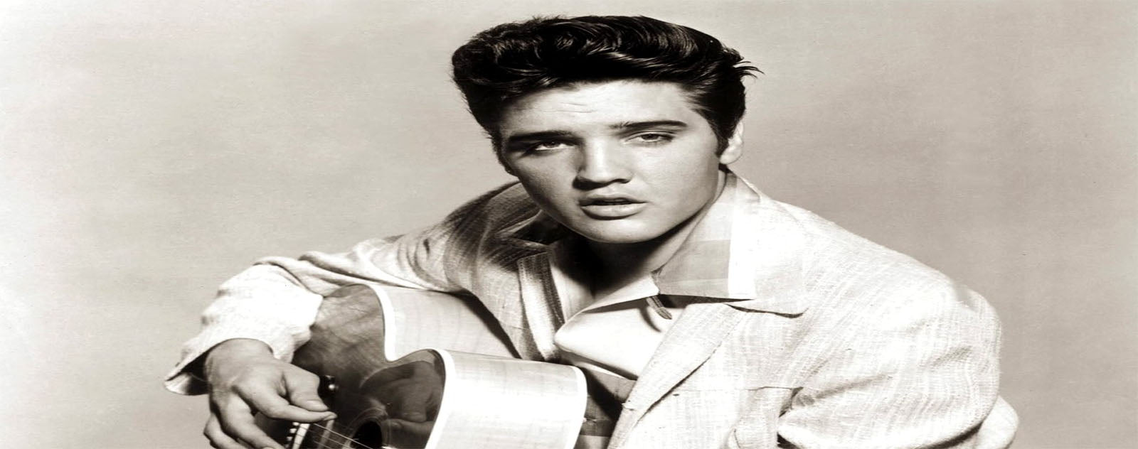 elvis presley artiste