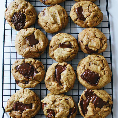homemade chocolate chip cookies, best chocolate chip cookies, homemade baked goods