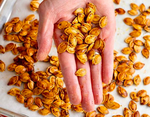  pumpkin seeds for dogs, pumpkin seeds on hand