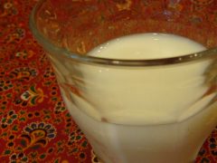 small glass of kefir before bed