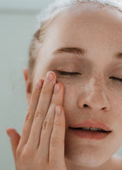 Dermatologist helps get rid of redness on the face.