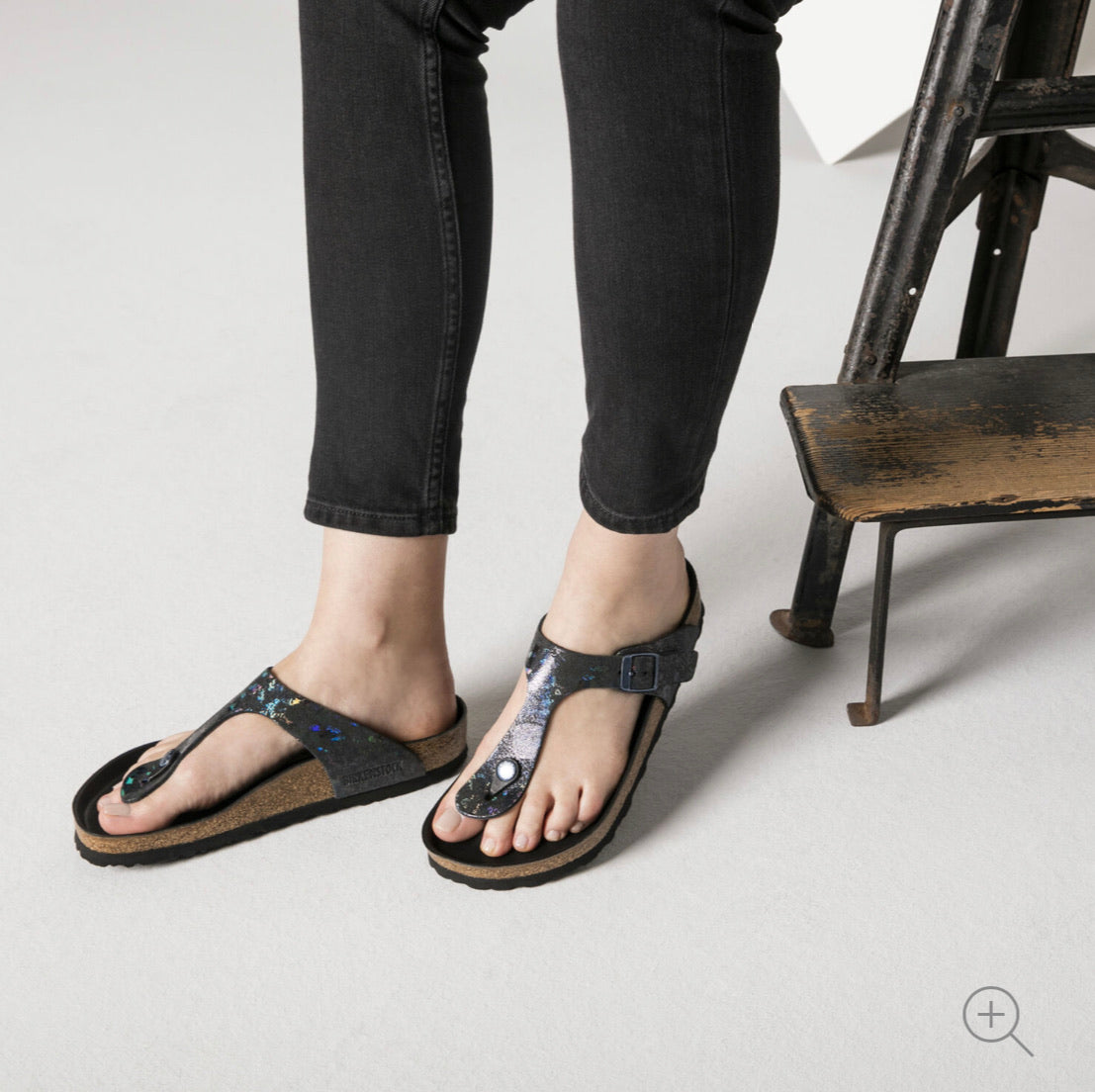 birkenstock gizeh black metallic