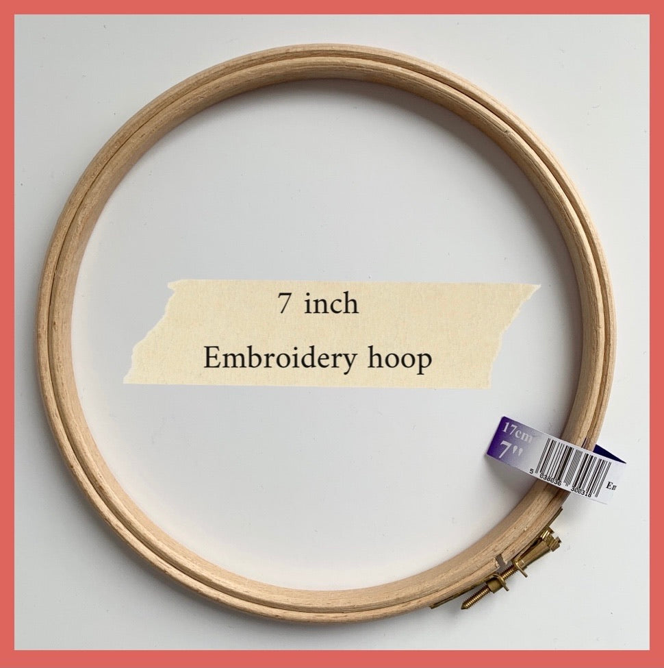 Wooden Embroidery Hoop, 6 Inch Hoop With Thumb Screw Tension, Vintage Hoop  Made in Taiwan -  Hong Kong