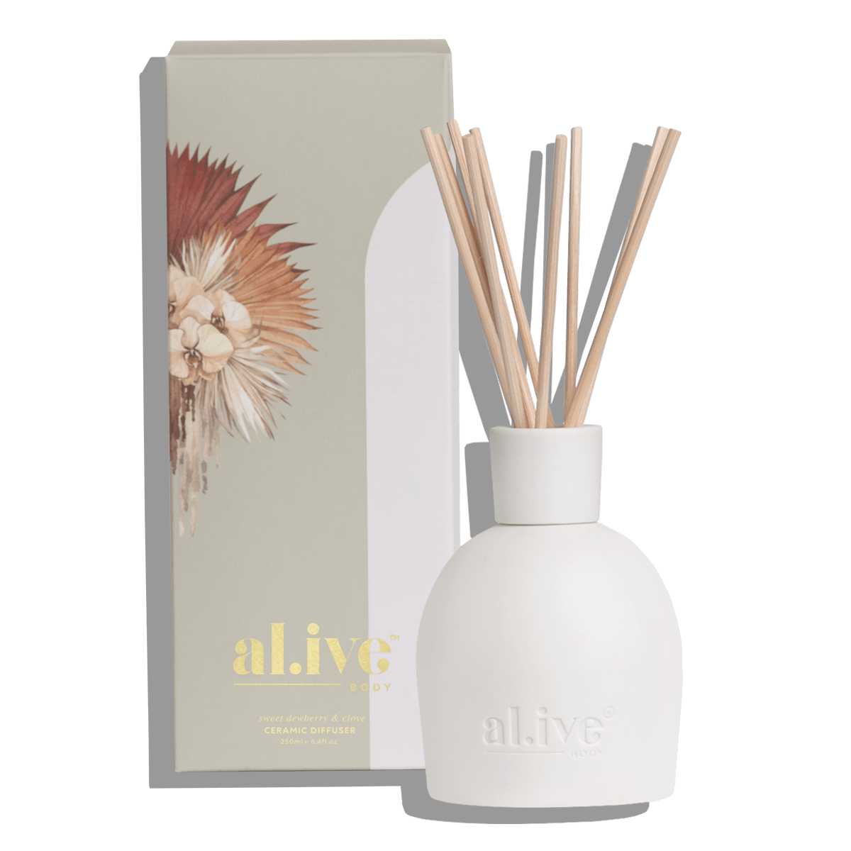 SWEET DEWBERRY & CLOVE DIFFUSER - alive body product image