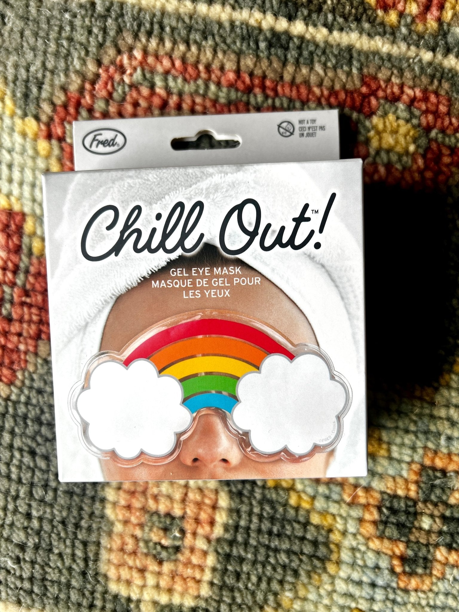https://cdn.shopify.com/s/files/1/0257/9169/2836/products/chill-out-eye-mask-rainbow-773354.jpg?v=1683156817
