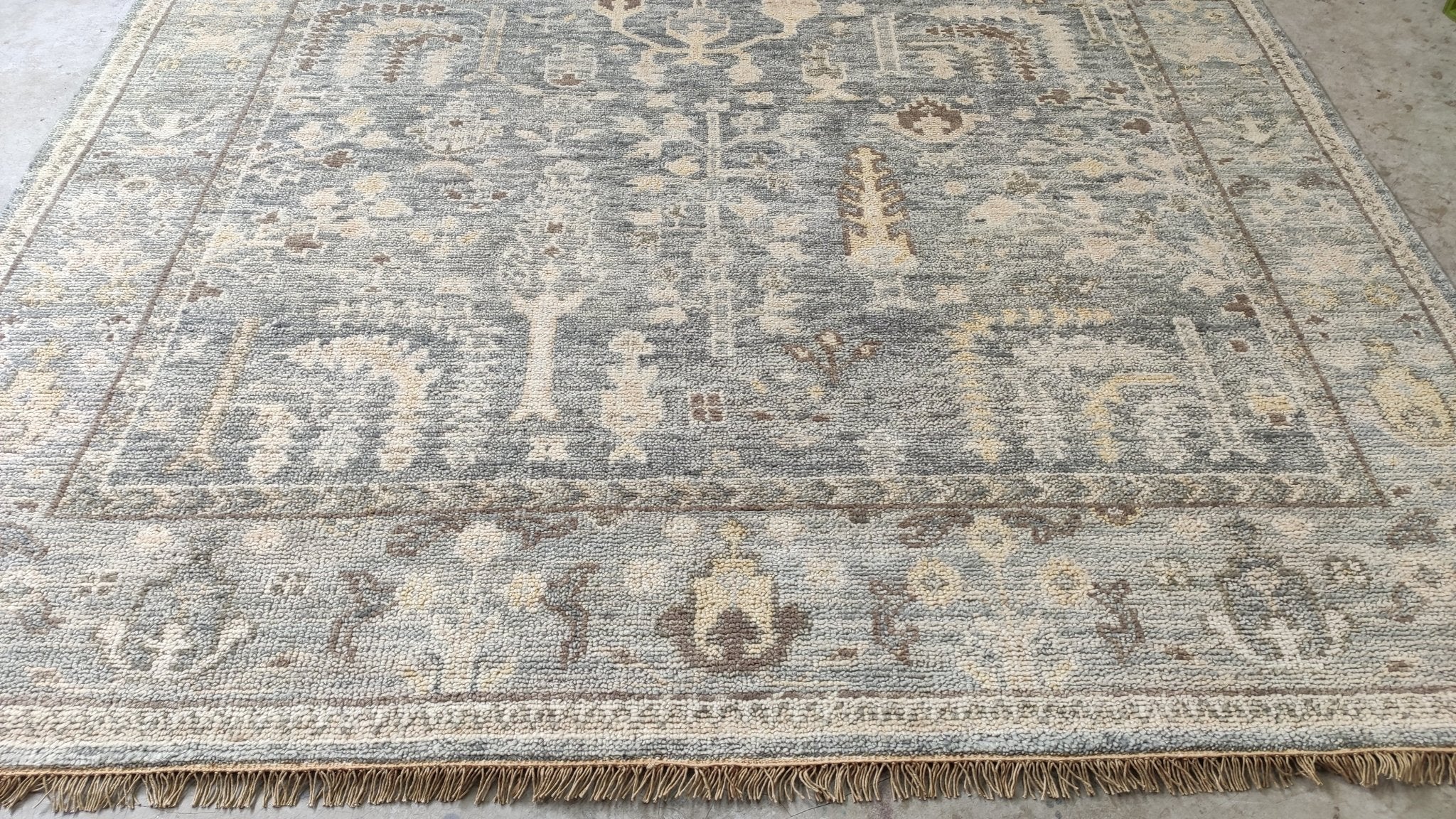 Helen O'Hara 8x8 Silver and Grey Hand-Knotted Oushak Rug – Banana Manor Rug  Factory Outlet
