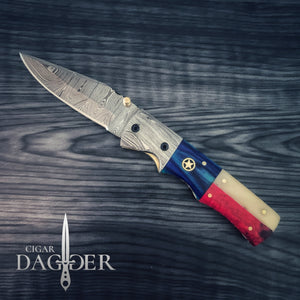 The Texan: Damascus Steel Folding Knife