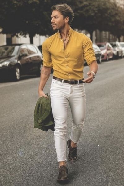 Chemise Jaune avec Pantalon Beige