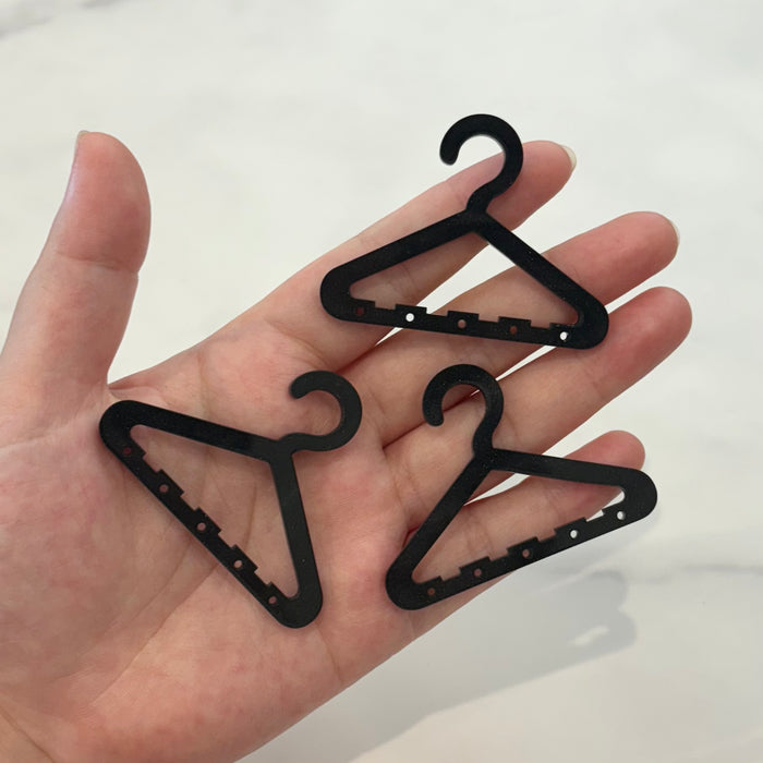 photo of Extra Hangers (3-pack)