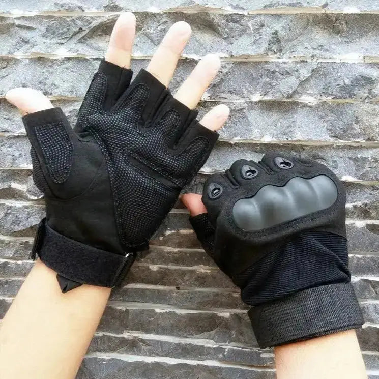 Doit-on porter des gants tactiques ?