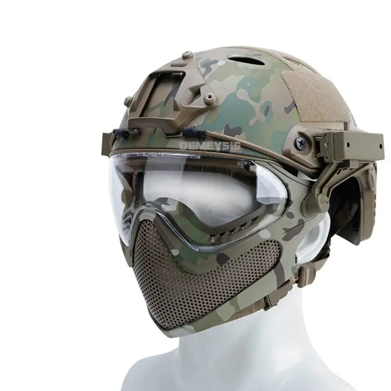 Casque Militaire / 9072 - Vêtements Militaires et Tenues