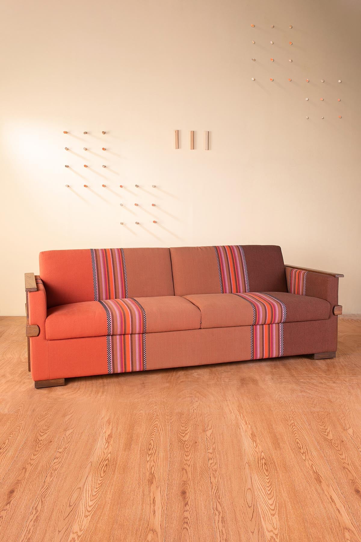 10000015086_SIKAAR SOFA ASSORTED  (2).jpg__PID:af6df0e3-da08-48eb-88bc-1f675445c381