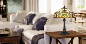 quoizel laburnum lamp