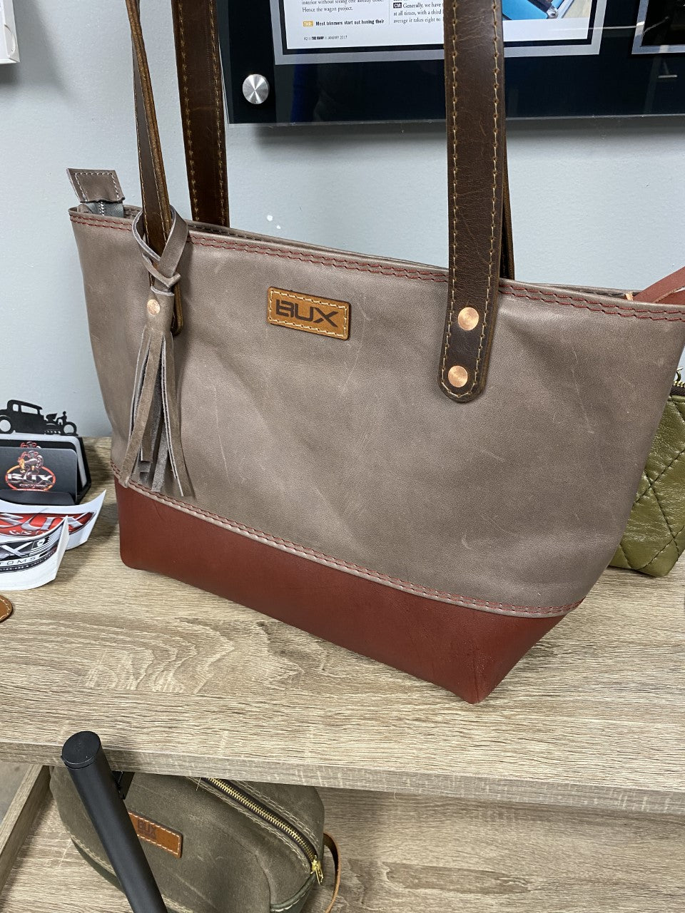 BUX DOPP bag – Bux Customs