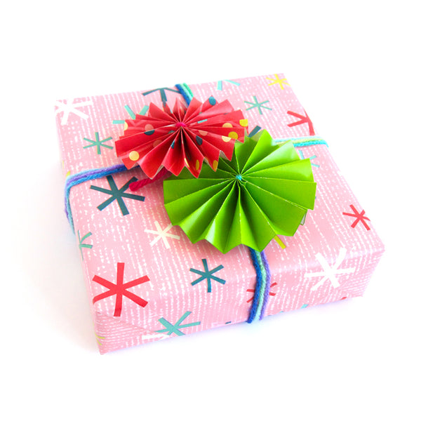 4 Ways to Wrap Gifts of All Shapes and Sizes | Hy-Vee