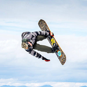 scotty-lago-snowboard