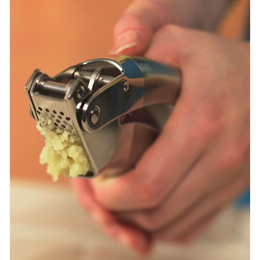 Kuhn Rikon Garlic Press, Easy-Clean