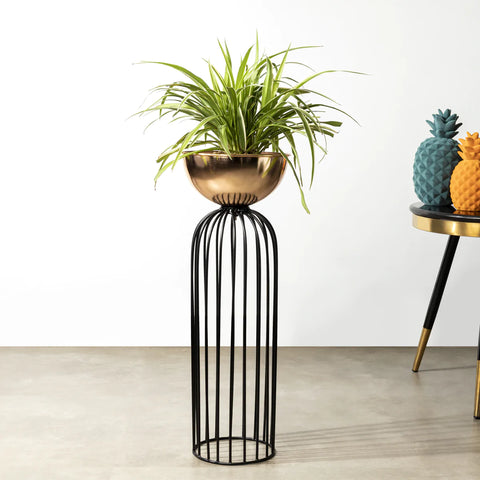 Urban Zen Black And Rose Gold Planter