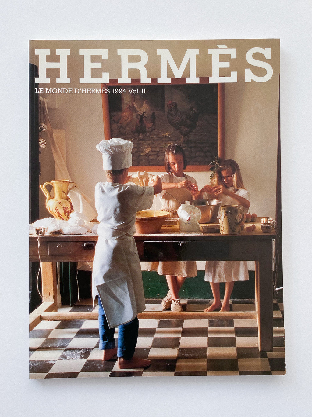 Le Monde d'Hermès N° 18, Fall / Winter 1989-90 – Preclothed
