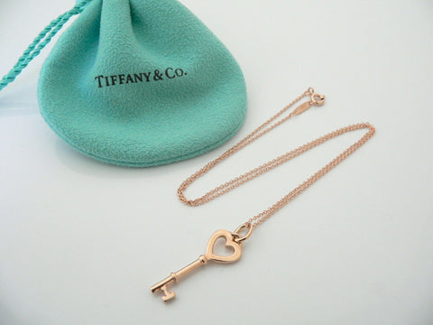 Tiffany & Co.Keyhole Lock Mini Heart Pendant 18k Yellow Gold 750 With  Pouch