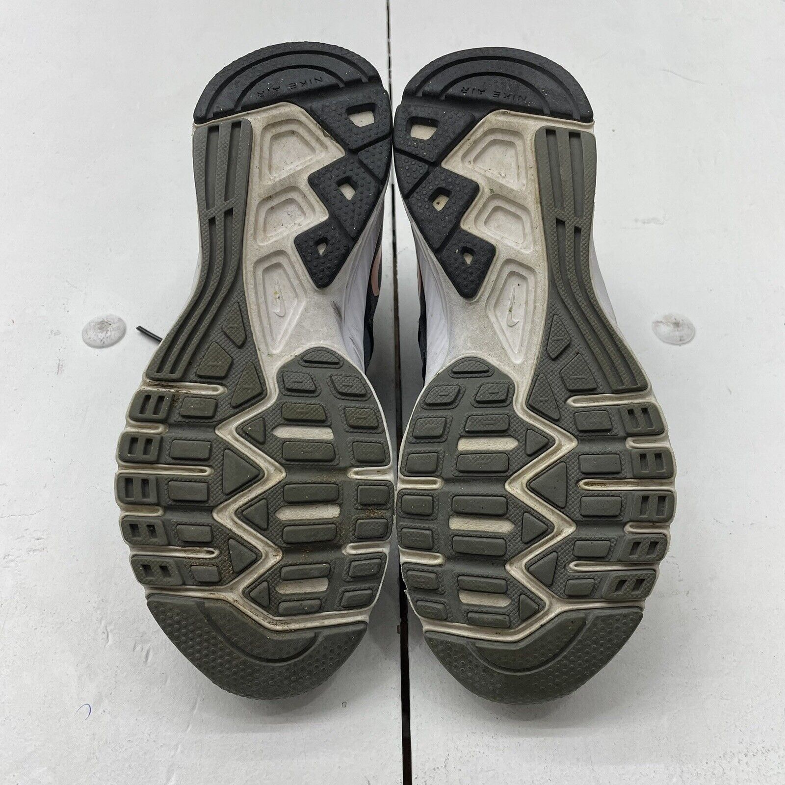 Nike 6 Gray Black Running Shoes Sneakers 843882-010 Wom - beyond exchange