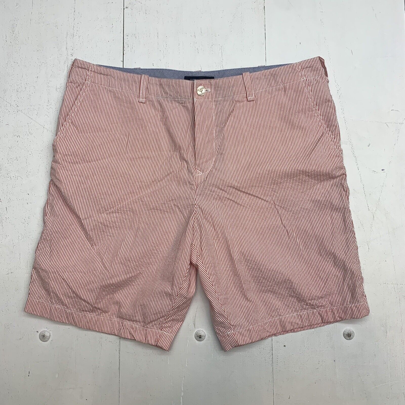 Tommy Hilfiger Classic Fit Red Shorts Mens Size 33 - beyond exchange