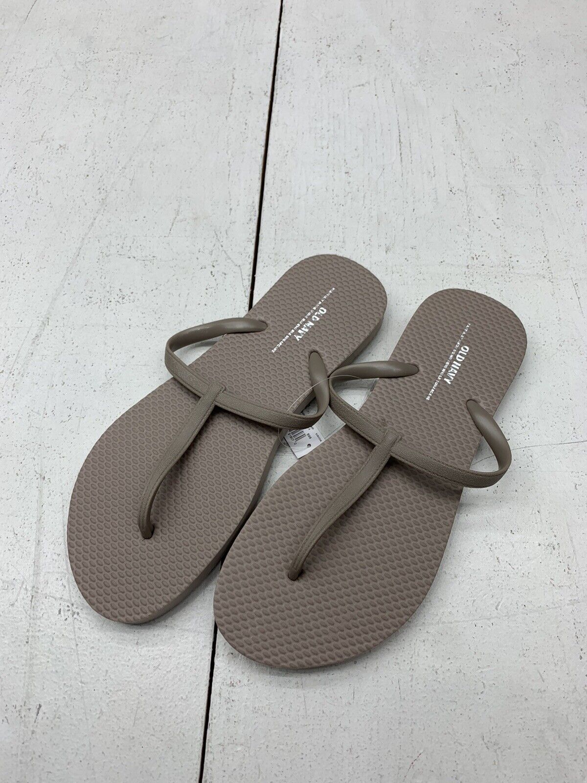 Old Navy White Flip-Flop Sandals Women's Size 6 NEW - beyond exchange