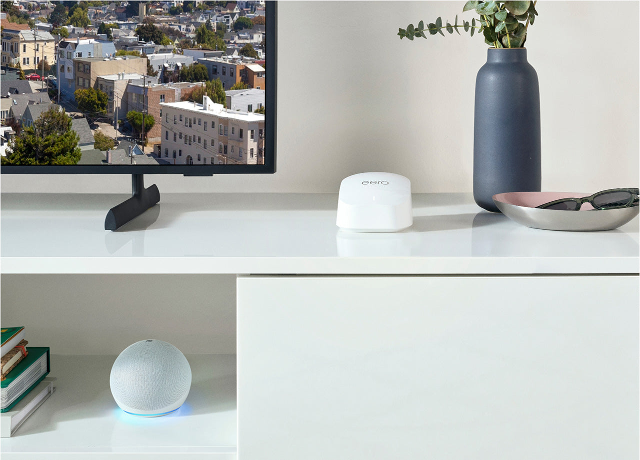 Amazon eero 6+ 路由器智能家居中心展示