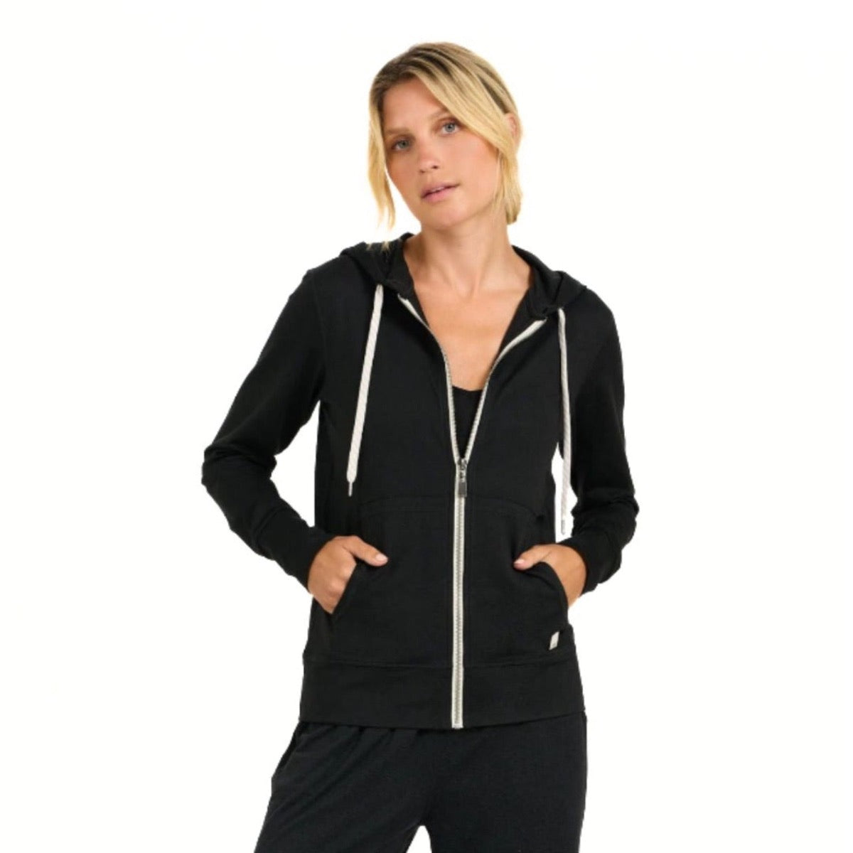 Vuori, Halo Performance Hoodie 2.0, Women,  Black Heather