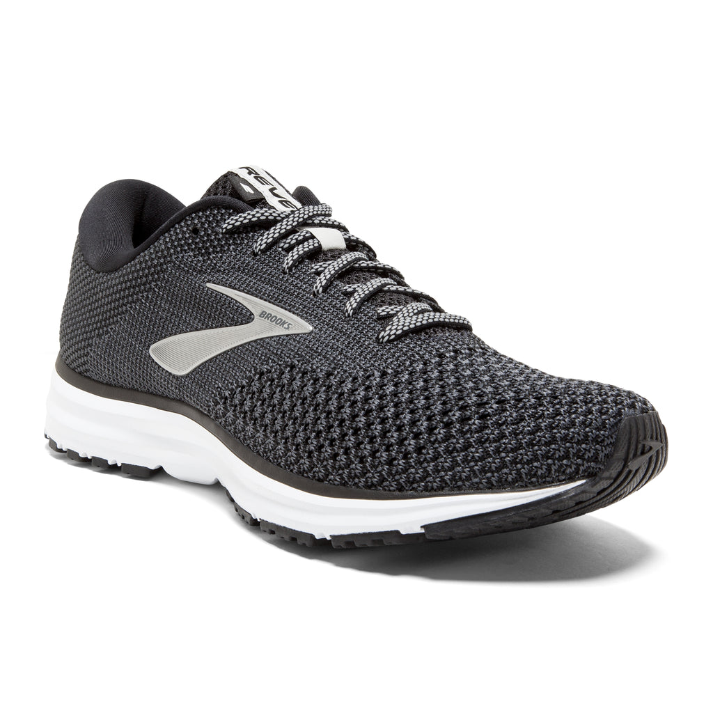 brooks revel 2 champagne