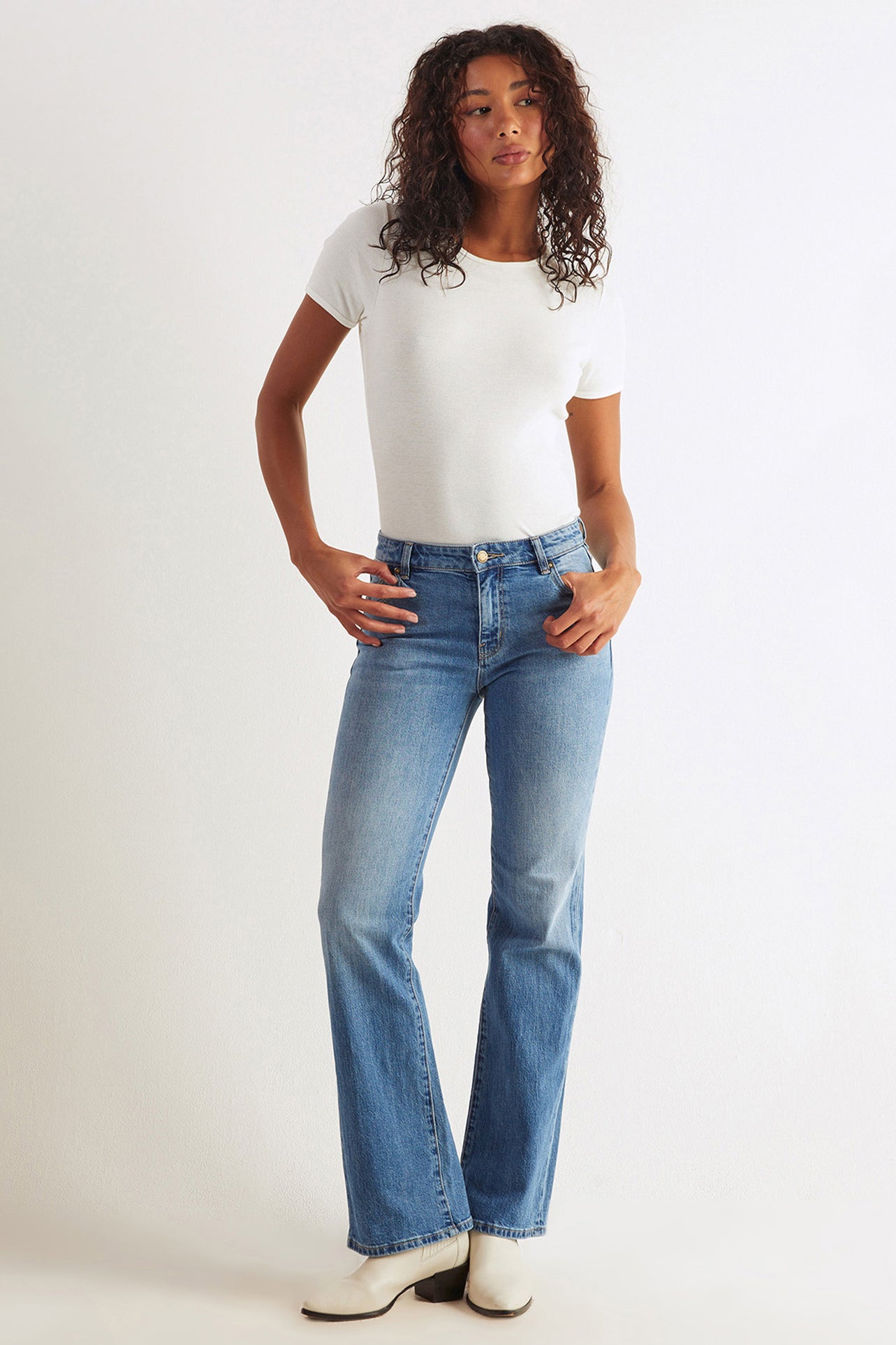 Buy Dallas Low Bootcut - Karen Blue Online | Rollas Jeans
