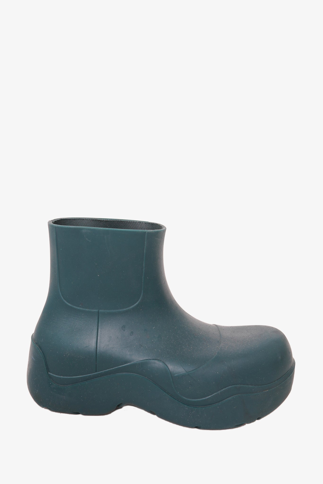 Bottega Veneta Lime Green Rubber Puddle Boots Size 41 – Mine & Yours