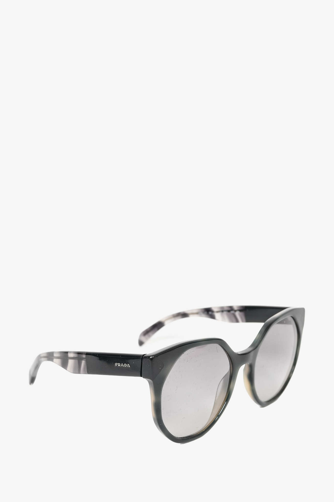 Louis Vuitton Escape Round Sunglasses