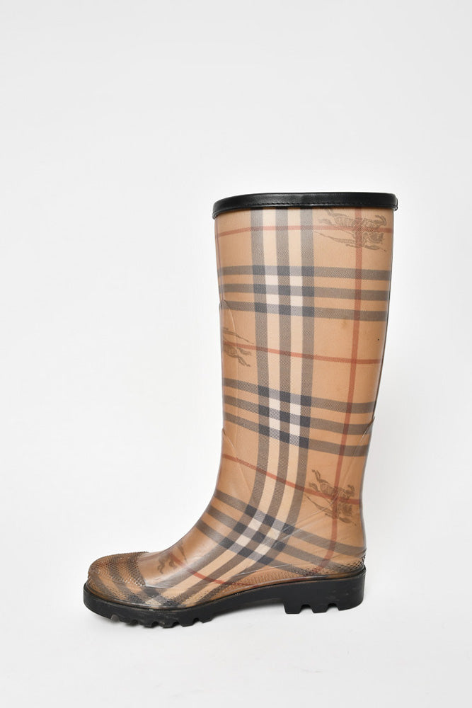 Burberry Brown Check Rubber Rain Boots Size 36 – Mine & Yours - Vancouver  Luxury Fashion Resale + Consignment