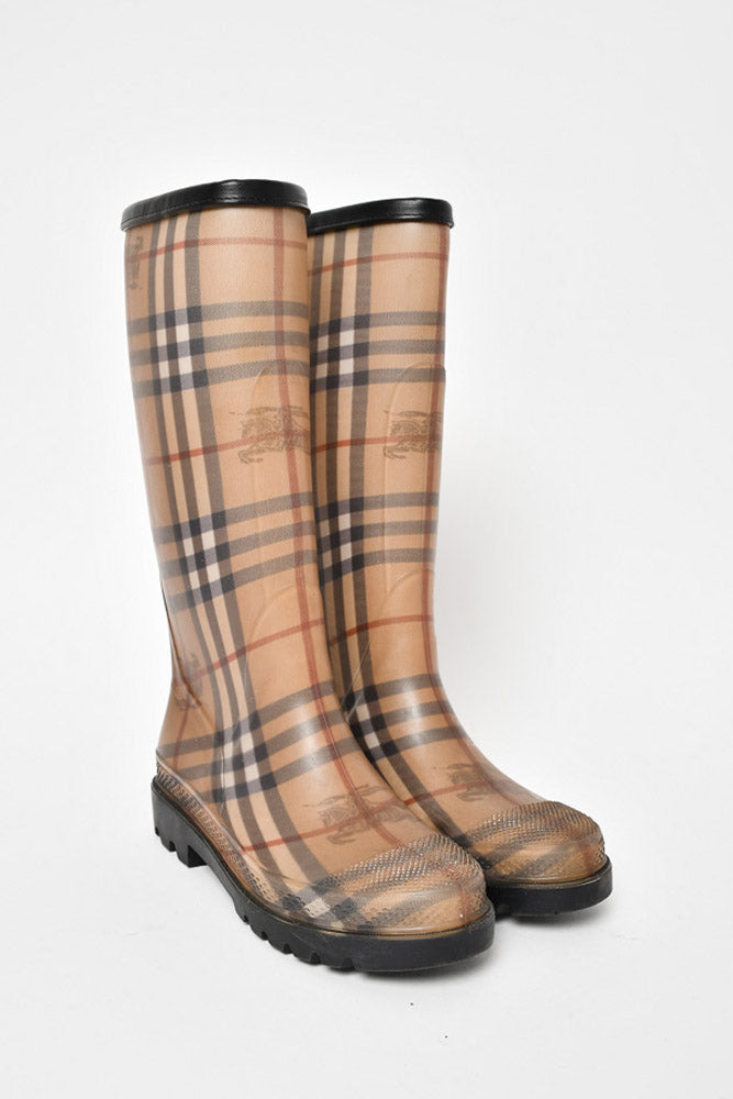 Burberry Brown Check Rubber Rain Boots Size 36 – Mine & Yours - Vancouver  Luxury Fashion Resale + Consignment