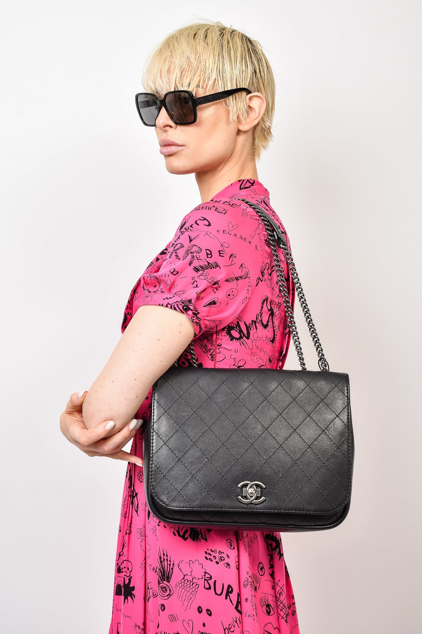 Louis Vuitton Black Leather Monogram Mahina Shoulder Bag – Mine & Yours