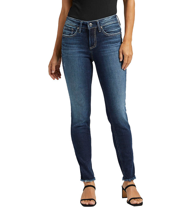 Silver Jeans Co. Women's Plus Size Suki Mid Rise Curvy Fit Capri Jeans,  Dark Wash CVS411 at  Women's Jeans store
