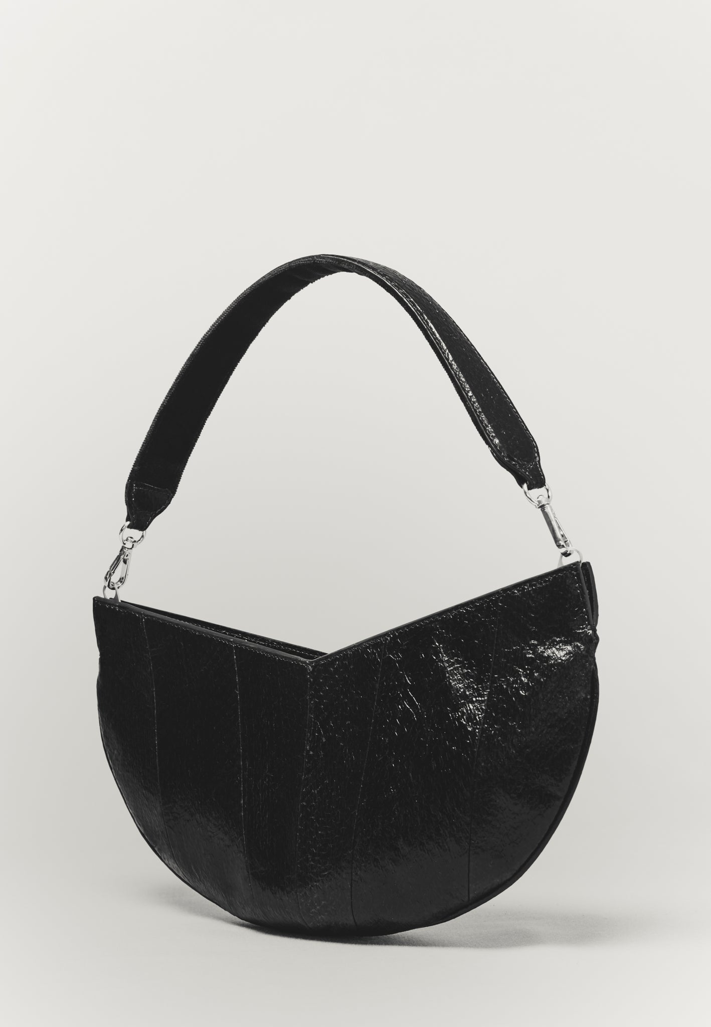 Croissant Bag – SÓUN Honest Luxury