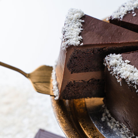 Vegan & Free from Gluten Coconut & Chocolate Cake - Jack and Beyond