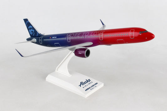 SKR1097 SKYMARKS AIR CANADA CARGO 767-300F 1/200 – SkyMarks Models