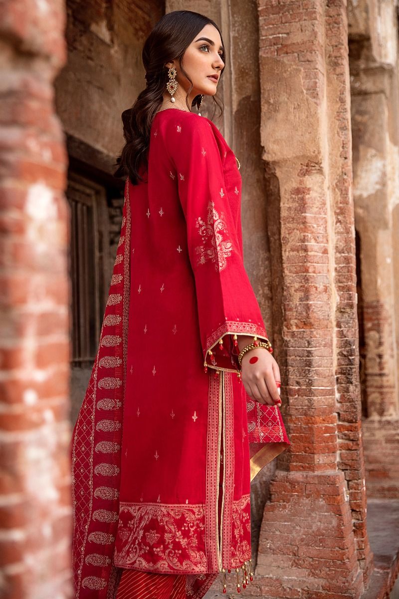 gul ahmed red suit