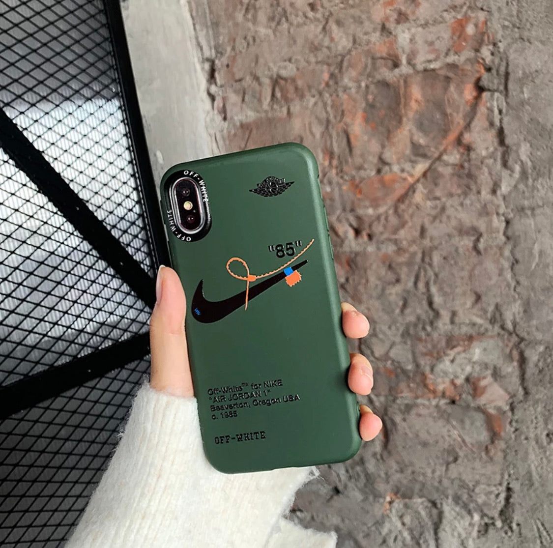 nike off white iphone xs max case