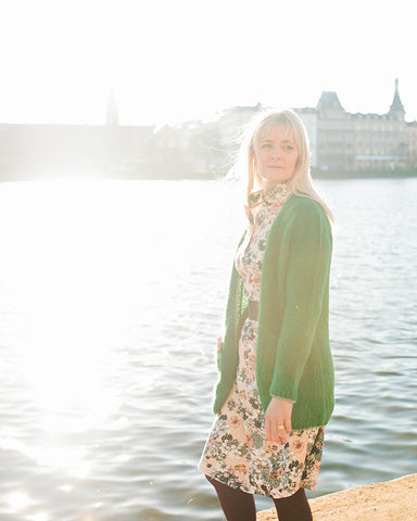 Dagens outfit | Blomstret Annabell med grøn cardigan