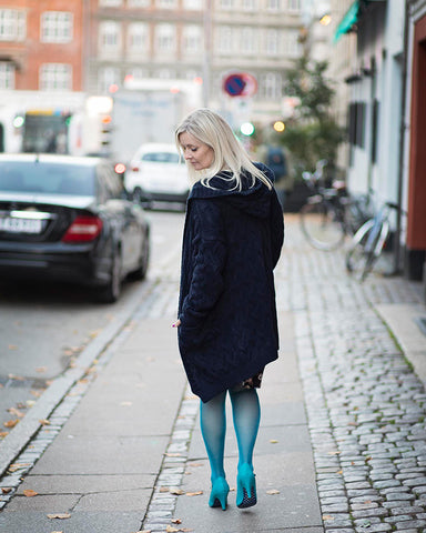 Dagens outfit | Lan blå strikket cardigan med hætte