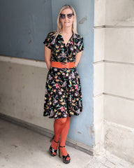 Dagens outfit | Vinva clack bird kjole med orange Oroblu strømpebukser
