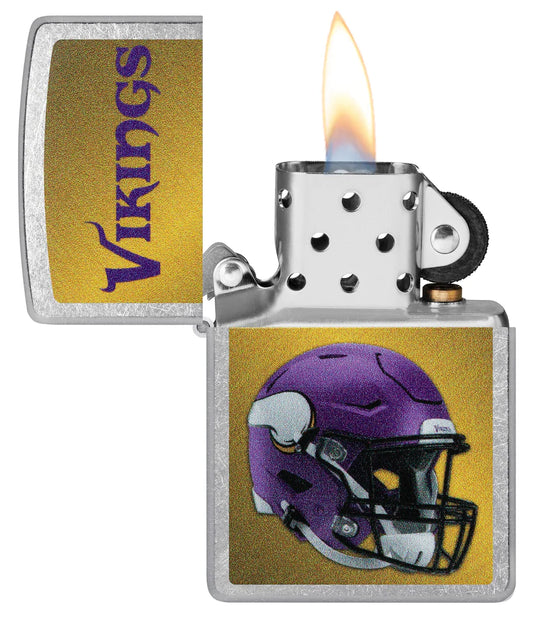 Zippo NFL Carolina Panthers Helmet Street Chrome Windproof Lighter