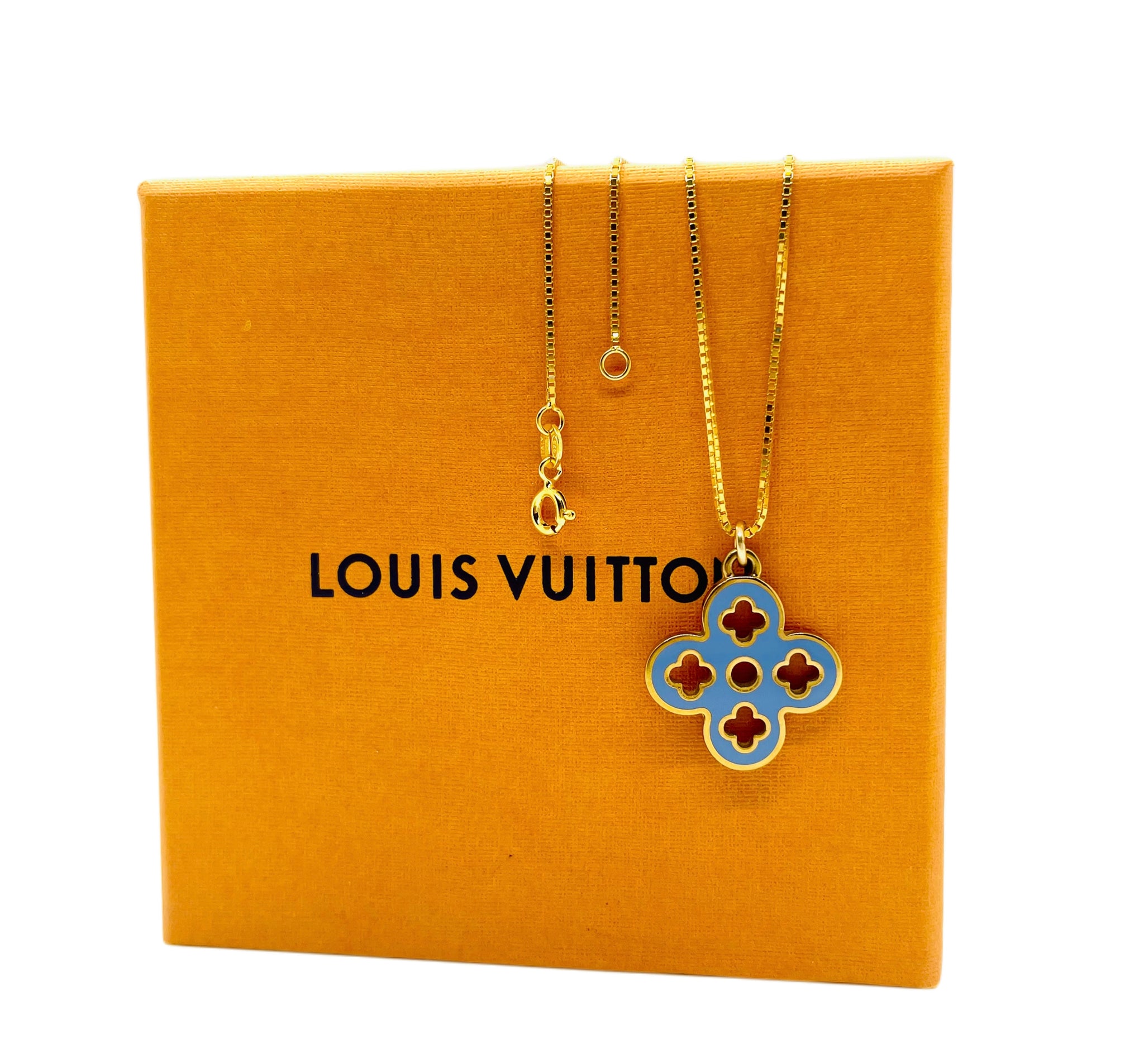 LOUIS VUITTON Flower Full Necklace M68125 Metal Gold Ladies Used  eBay