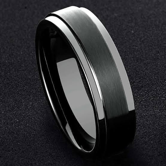Intersecting Pattern Platinum Ring for Men