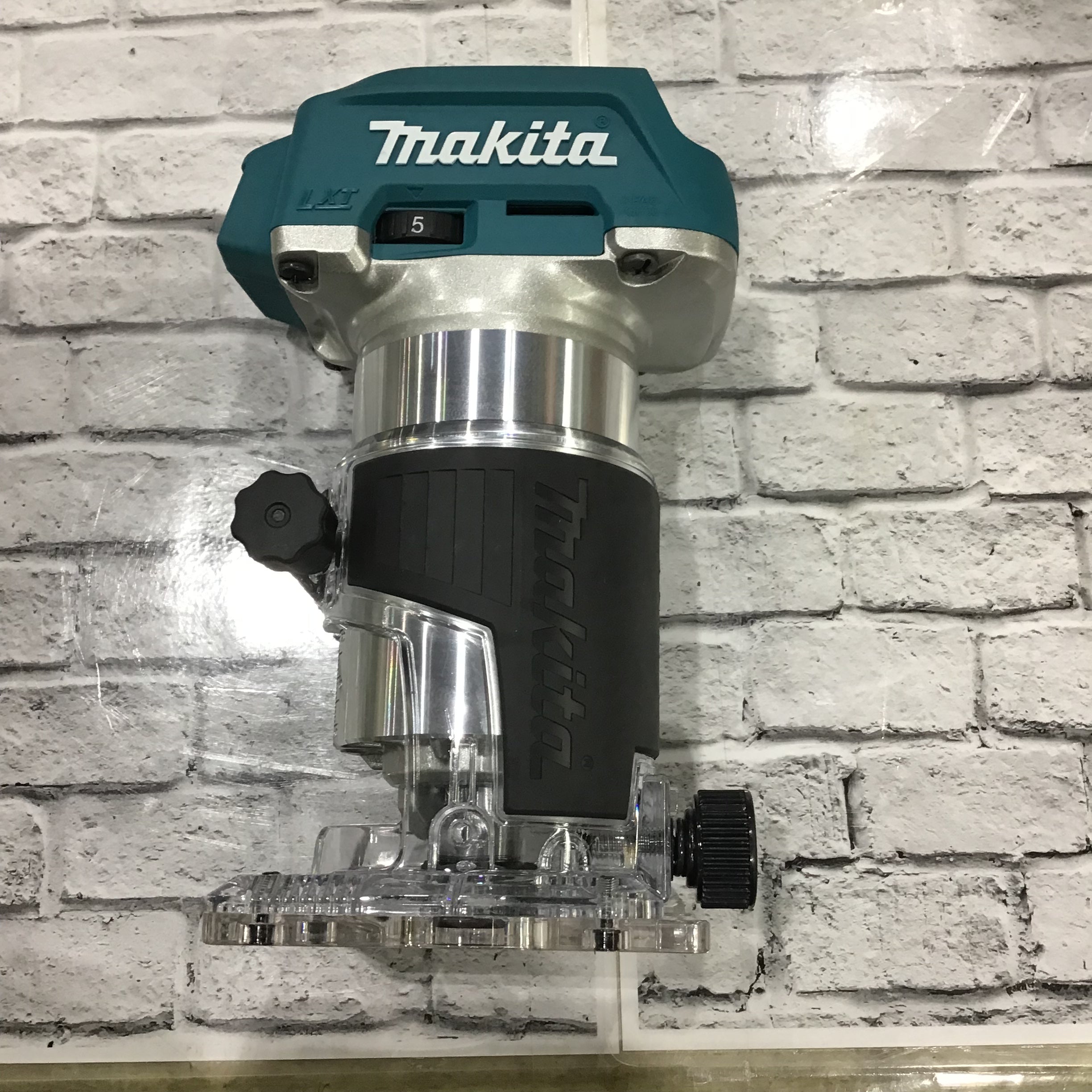 店頭受取り限定】マキタ/makita 2516 大入れルーター【鴻巣店