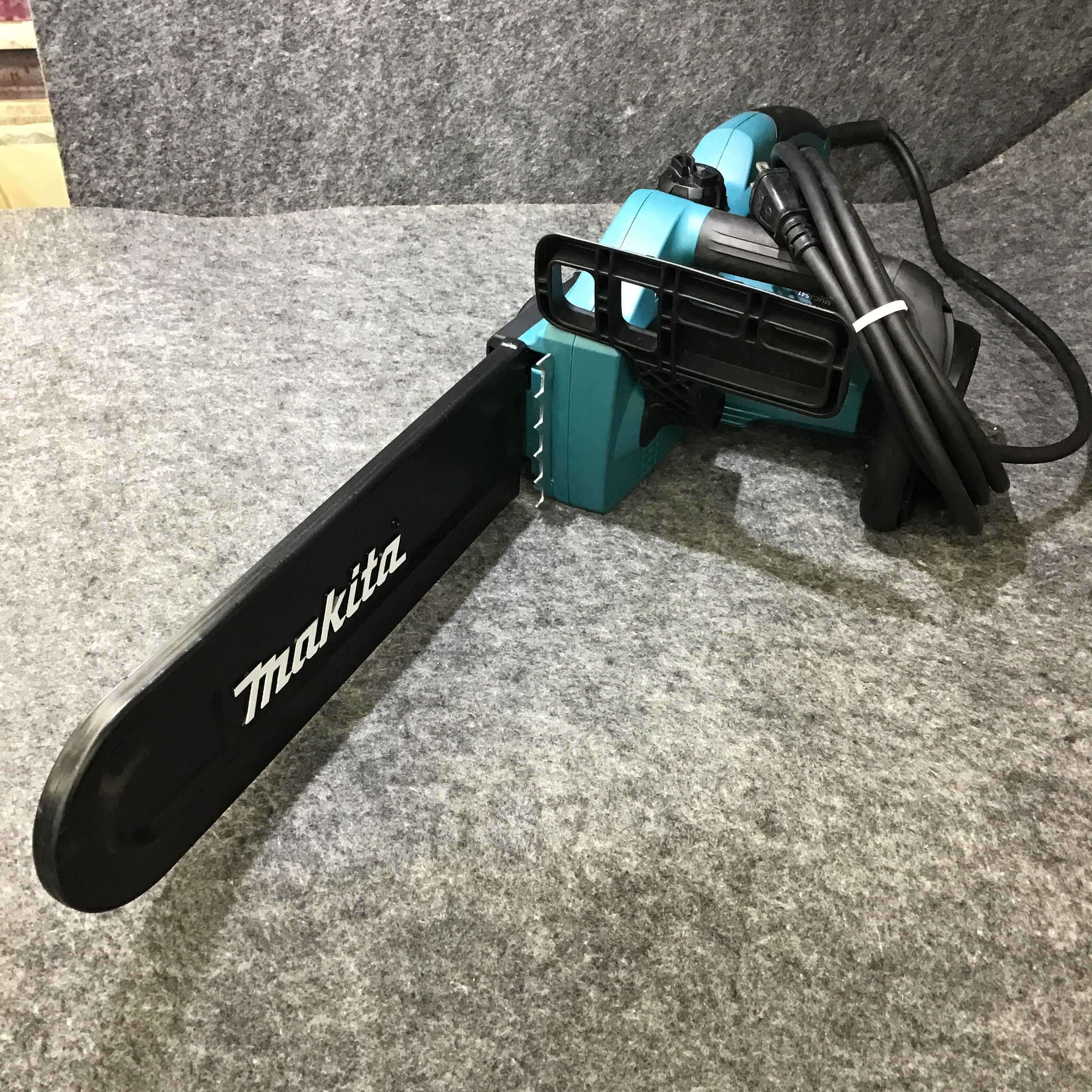 マキタ(makita) 40Vmax コードレスチェーンソー MUC009GD3 300mm